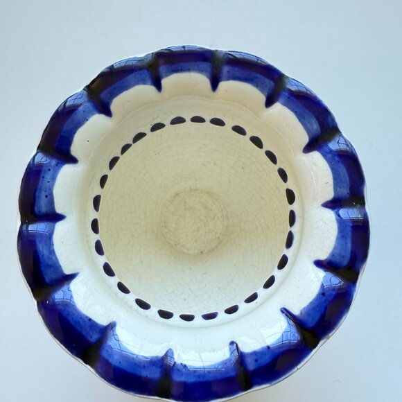 1913 Royal Copenhagen Aluminia Faience Christmas Vase - Picture 4 of 7